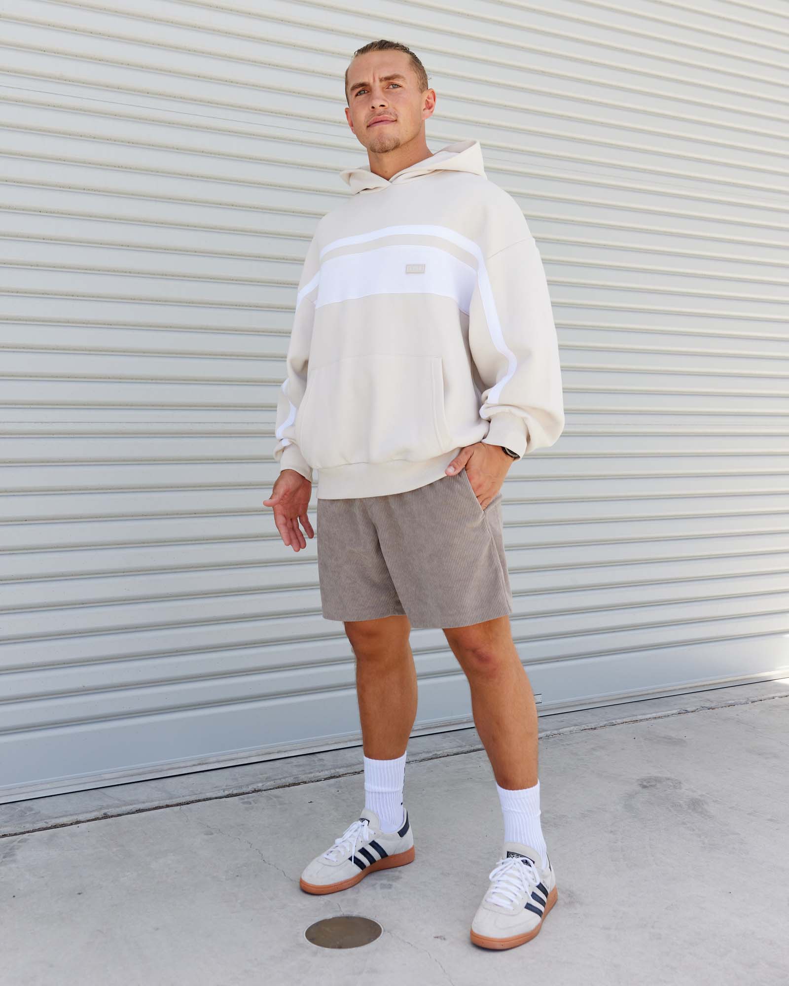 H 84 Unisex Intercept Hoodie Oversize – Clay-White