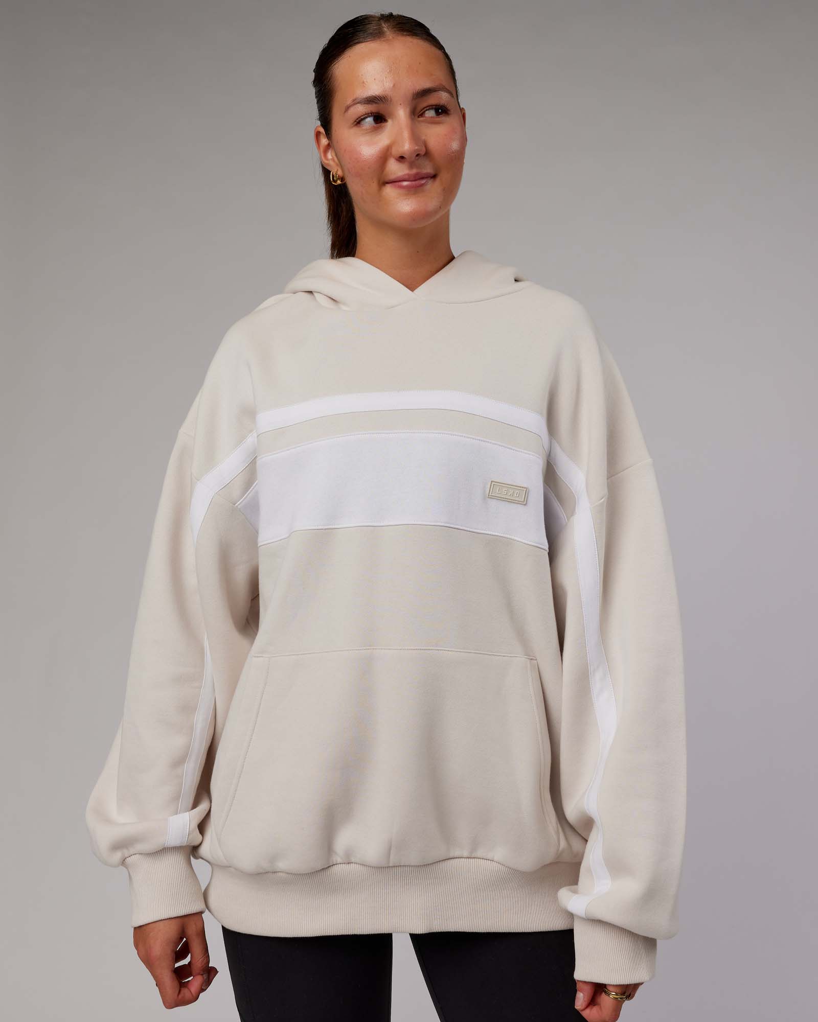 H 84 Unisex Intercept Hoodie Oversize – Clay-White