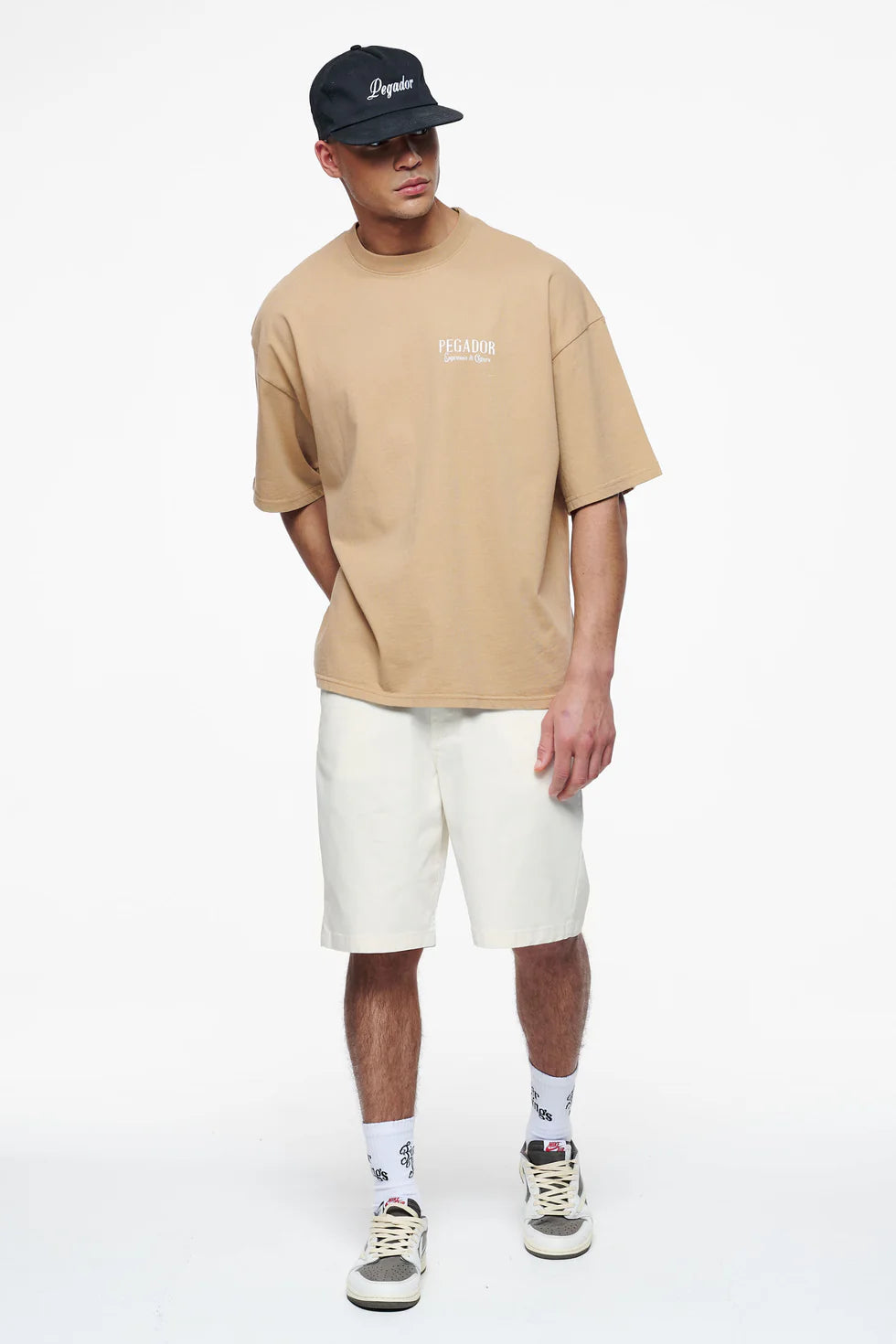 T33_Racoon Boxy Tee Vintage Washed Espresso