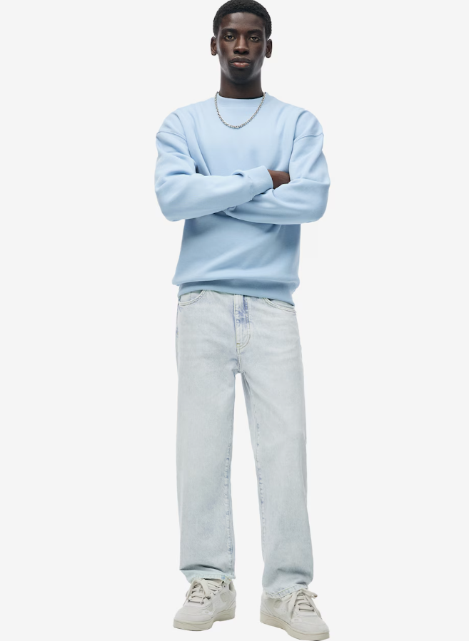 Pull&Bear Loose fit Jeans in Light Blue