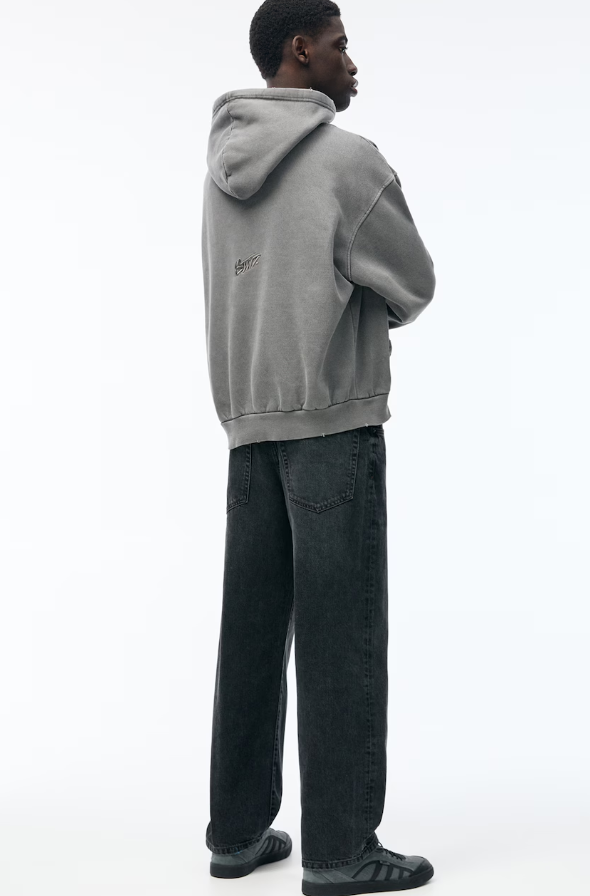 Pull&Bear Loose fit Jeans in Black Denim