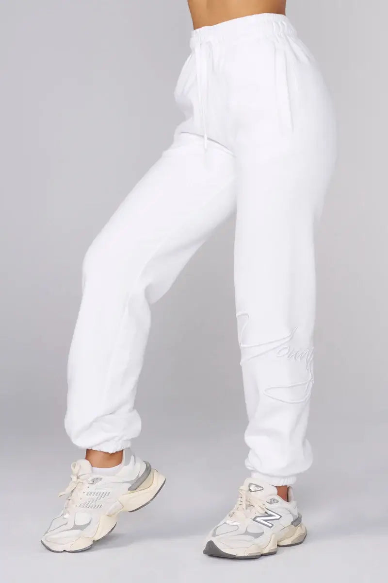 W246 Signature Joggers White