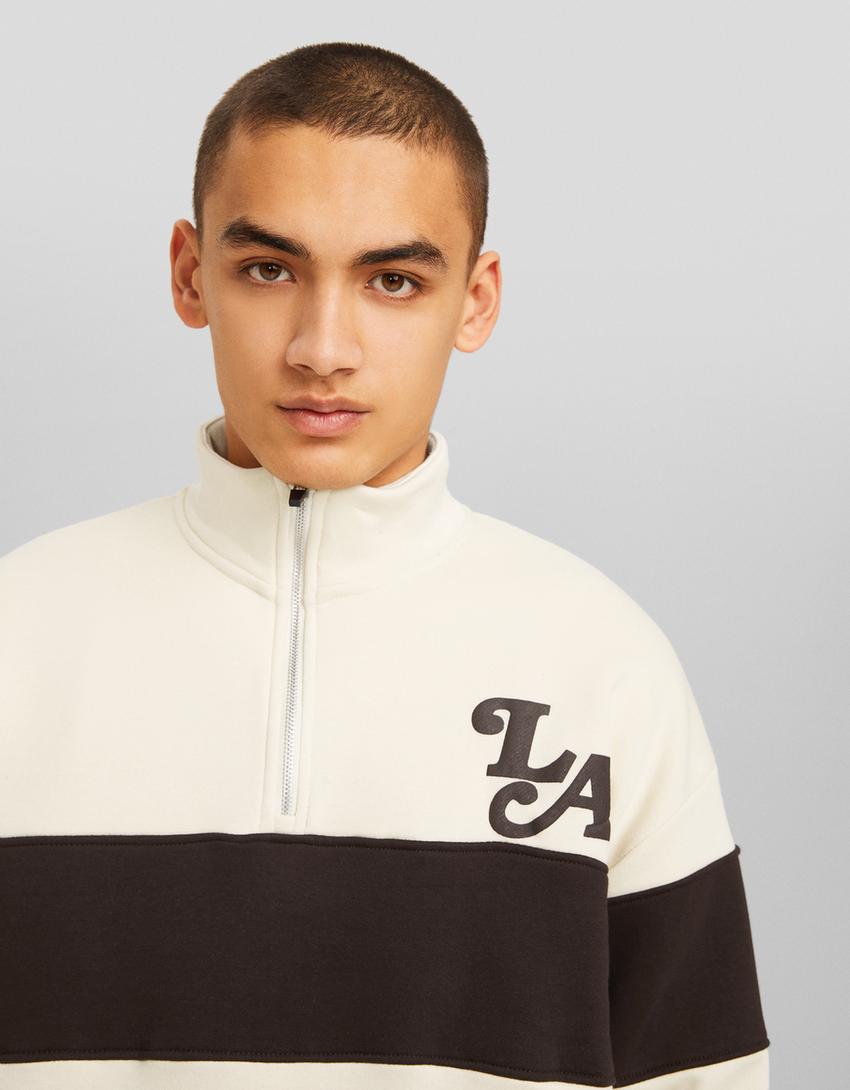 High neck sweatshirt with zipper