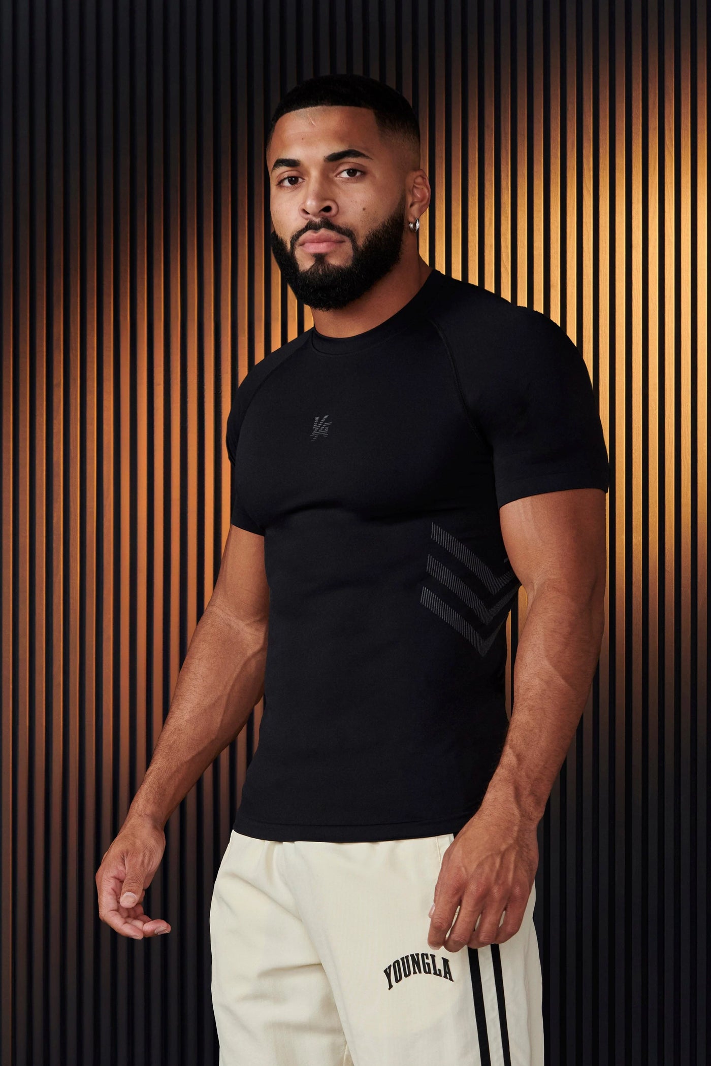 425 - Iron Compression Tees Black