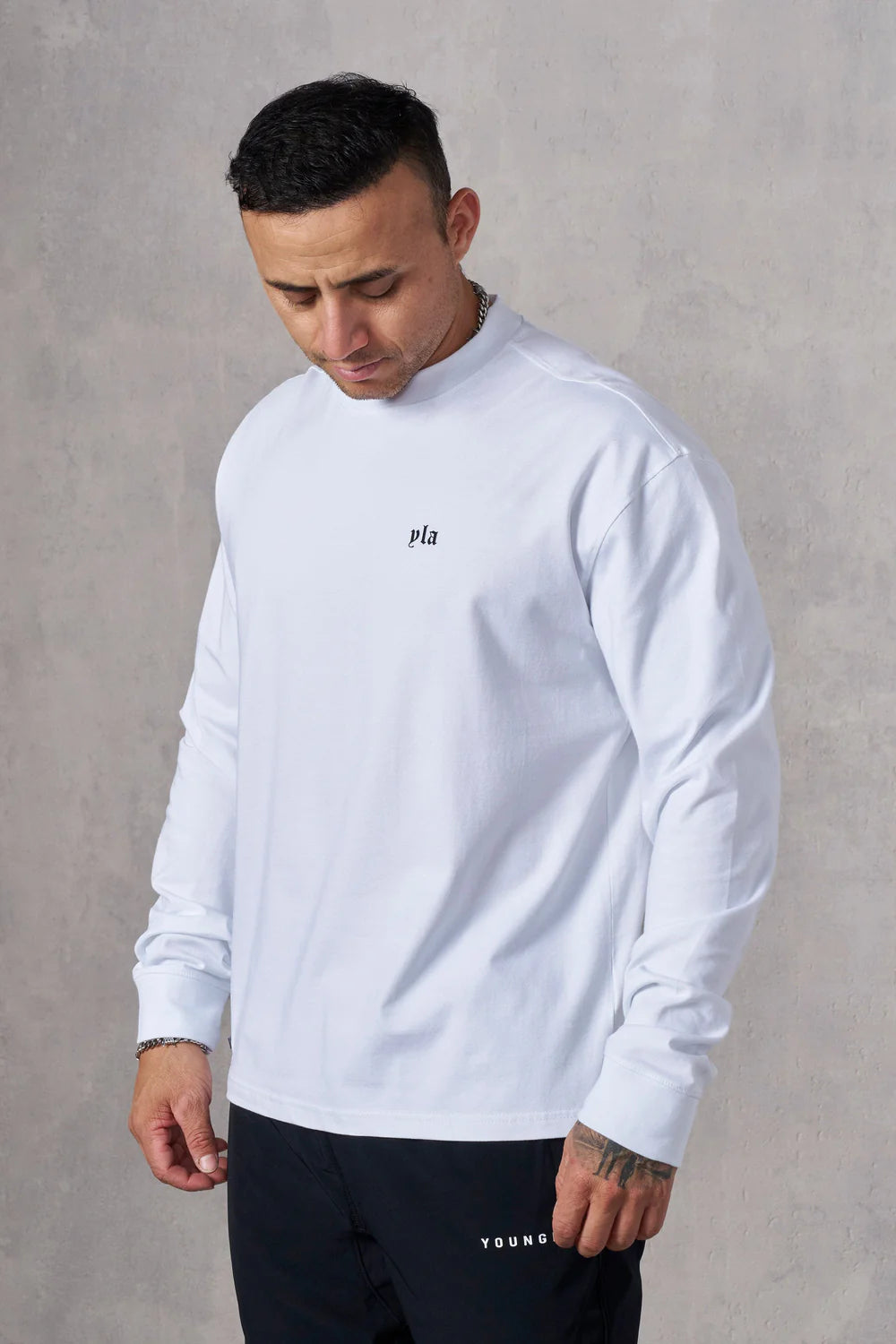 8008 - Minimal Longsleeves White