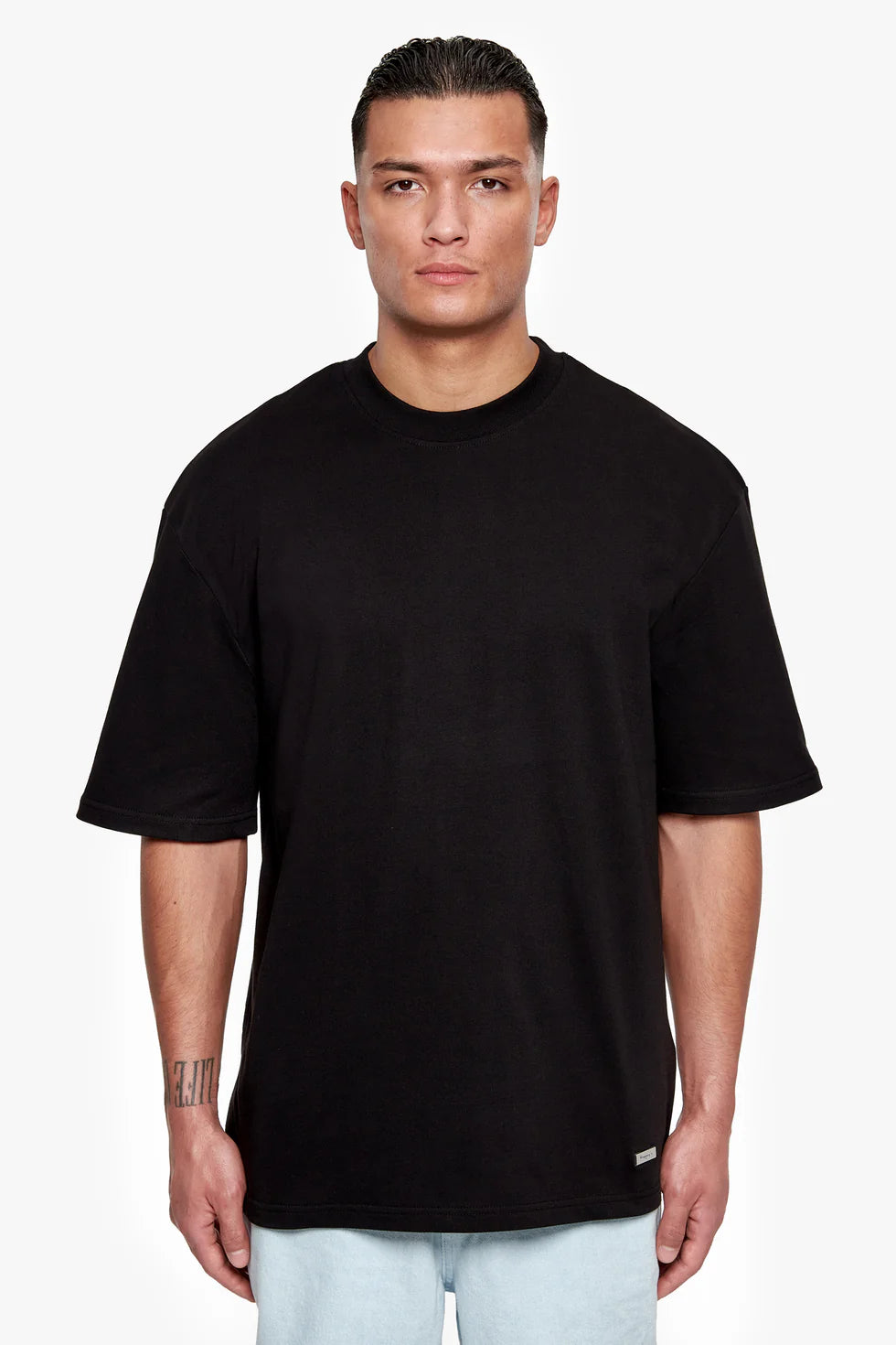 T61_HEAVY OVERSIZE METAL PATCH BASIC T-SHIRT BLACK