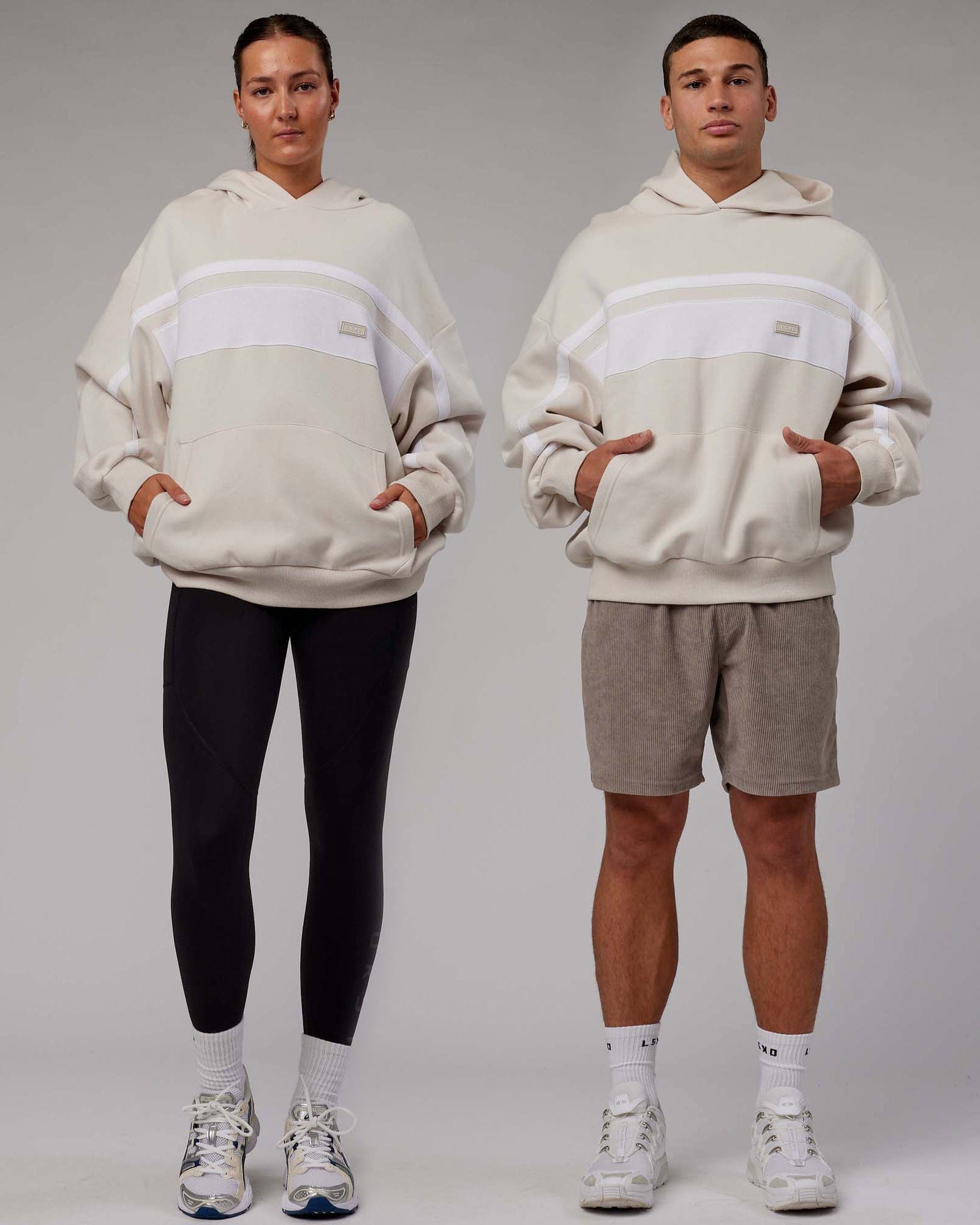 H 84 Unisex Intercept Hoodie Oversize – Clay-White