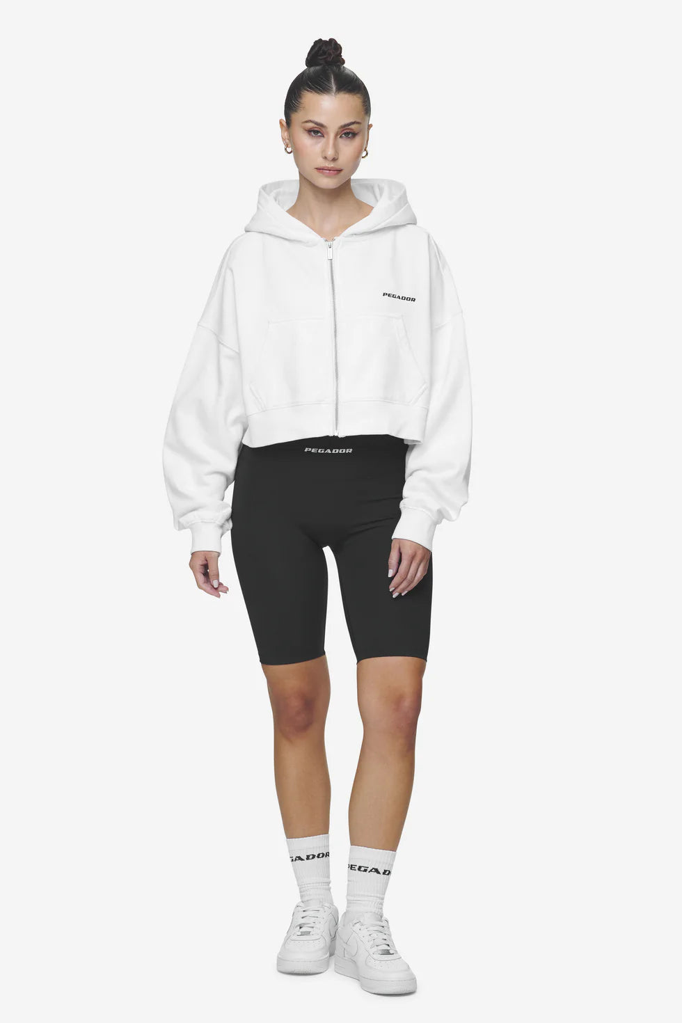 G02 Lana Logo Cropped Sweat Jacket White Black