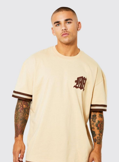 OVERSIZED VARSITY APPLIQUE GRAPHIC T-SHIRT - SAND