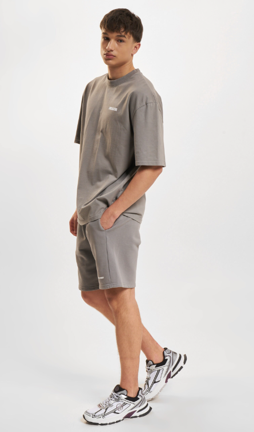 T16_Bass Oversized