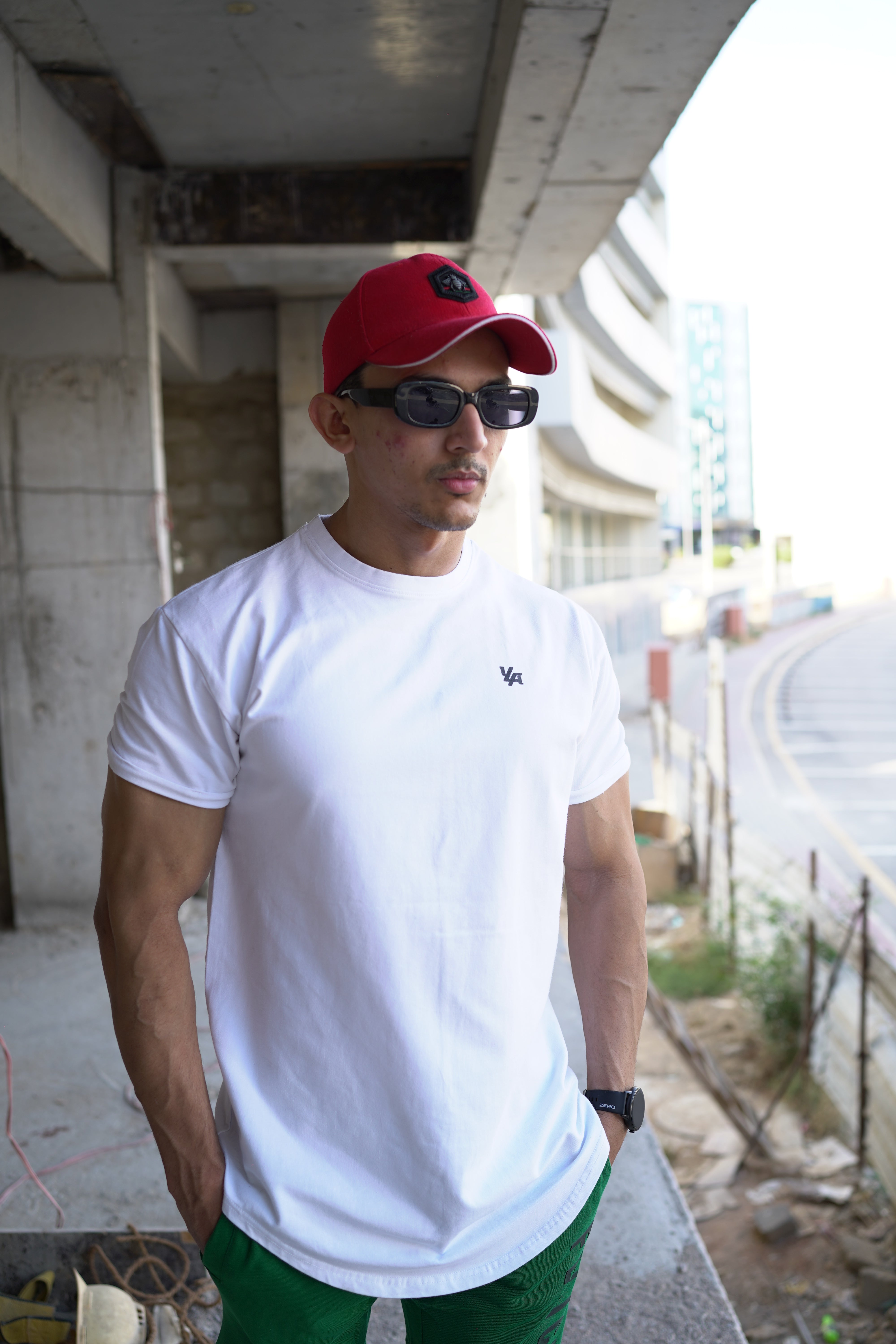 Young La Basic white tee