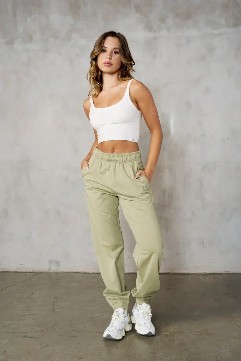 W247 Pump Cover Joggers Green