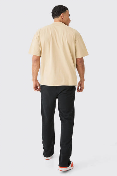 OVERSIZED EXTENDED NECK OFCL T-SHIRT